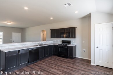 1223 E San Antonio St, Broken Arrow, OK 74012 - photo 7