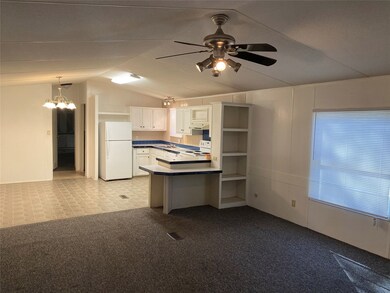 402 Otto St, East Bernard, TX 77435 - photo 2