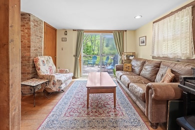 2899 W Sandgate Rd, Arlington, VT 05250 - photo 4