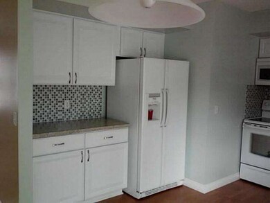 1753 Parkway Dr S, Maumee, OH 43537 - photo 6