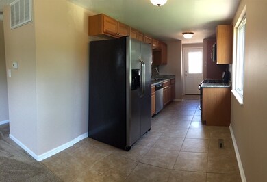 1430 Kings Rd, Carpentersville, IL 60110 - photo 5