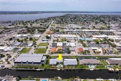 1409 SE 46th Ln unit 105, Cape Coral, FL 33904 - photo 6