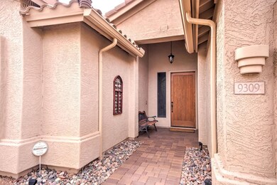 9309 E Menlo St-4
