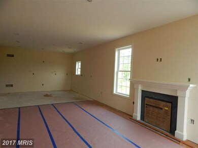 1606 Wind Flower Rd, Chambersburg, PA 17202 - photo 4