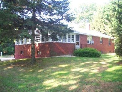 154 Chapin St, Ludlow, MA 01056 - photo 3