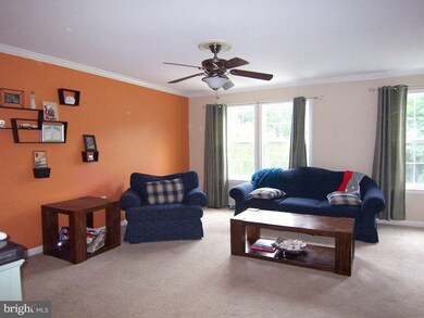 181 Scarboro Dr, Bunker Hill, WV 25413 - photo 2