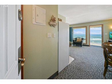 171 SW 101 Hwy unit 303, Lincolncity, OR 97367 - photo 3