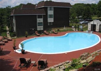 1580 Alta Dr unit 1, Whitehall, PA 18052 - photo 3