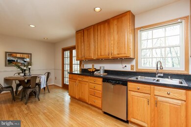 1772 Sandy Ct, Crofton, MD 21114 - photo 7