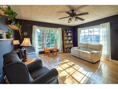 628 N Knights Bridge Rd, Canby, OR 97013 - photo 4