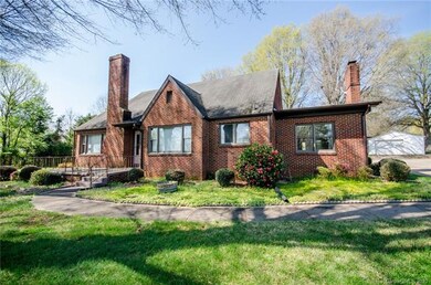 2701 Wilkesboro Hwy, Statesville, NC 28625 - photo 3