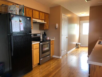 384 Forest Ridge Dr, Mount Washington, KY 40047 - photo 3