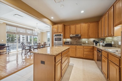 511 S Post Oak Ln unit 3D, Houston, TX 77056 - photo 2