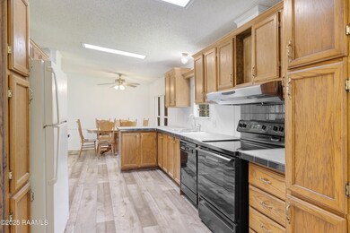 111 Hulin-8