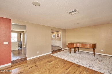 Living Room2