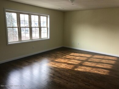 27 howe st 2nd fl 10