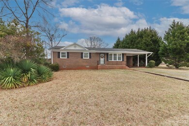 128 Fairdale Rd, Statesville, NC 28625 - photo 3