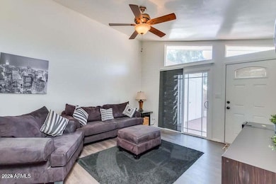 525 N May unit 10, Mesa, AZ 85201 - photo 3