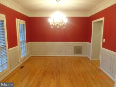 7958 Bonnie Briar Loop, Gainesville, VA 20155 - photo 4