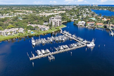 11373 12 Oaks Way, North Palm Beach, FL 33408 - photo 2