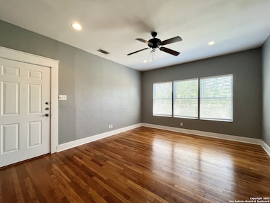1535 W Woodlawn Ave unit 3, San Antonio, TX 78201 - photo 6