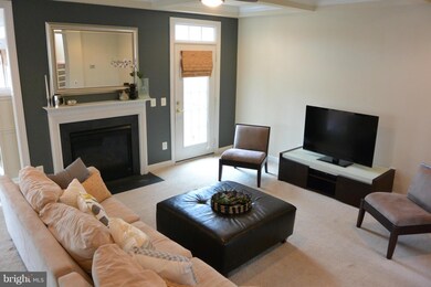 4705 Cochran Place, Centreville, VA 20120 - photo 4