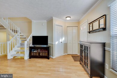 13212 Custom House Ct, Fairfax, VA 22033 - photo 5