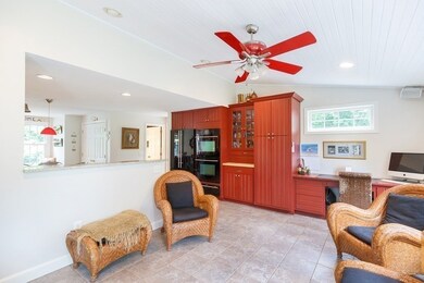 139 Fruit St, Hopkinton, MA 01748 - photo 7