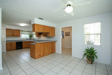 25493 Lakeside Dr, Hockley, TX 77447 - photo 6