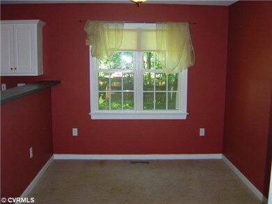 Dining Room - Overlooks private rear yard!!