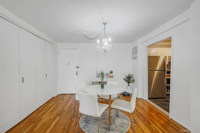 Sherwood House unit 5 O, Long Beach, NY 11561 - photo 6