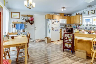 6-web-or-mls-1795 NE Mark Ct - Bend-6