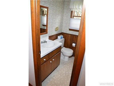 665 Barrally St, North Tonawanda, NY 14120 - photo 5