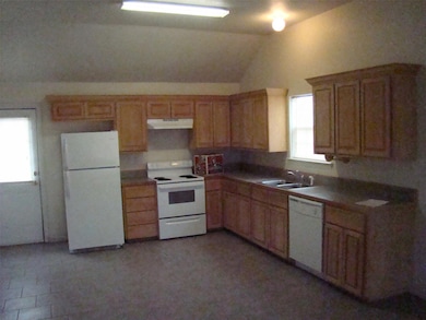 200 Blue Bell Ct, Weatherford, TX 76088 - photo 3