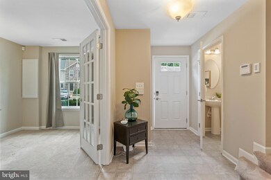 5203 Wyndholme Cir, Baltimore, MD 21229 - photo 3