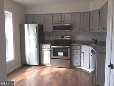 300 S 11th St unit G, Purcellville, VA 20132 - photo 2