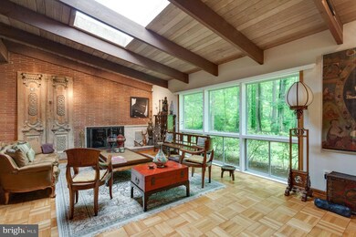 6667 Van Winkle Dr, Falls Church, VA 22044 - photo 5