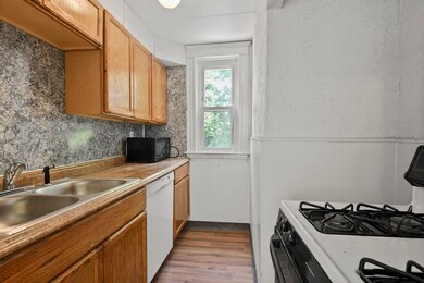 825 Park Ave, Woonsocket, RI 02895 - photo 6