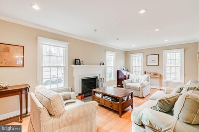 11926 Sloane Ct, Reston, VA 20191 - photo 6