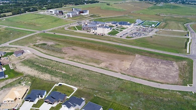 425 Flint Dr, Bismarck, ND 58503 - photo 5