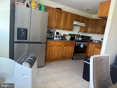 744 E Green St, Allentown, PA 18109 - photo 5