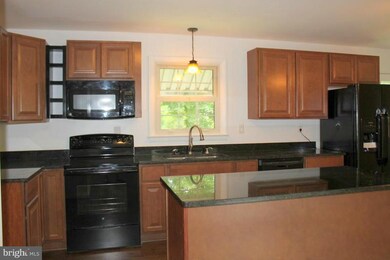 561 Fox Dr, Winchester, VA 22601 - photo 3