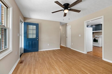 38 Greenbriar Ln, Stuarts Draft, VA 24477 - photo 3