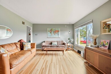 737 S Brinker Ave, Columbus, OH 43204 - photo 4