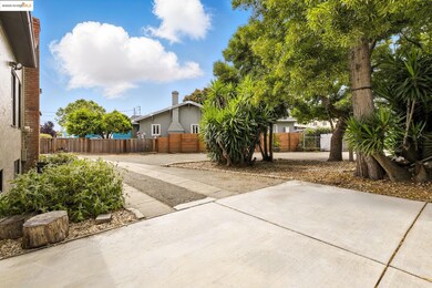 Huge 10K+ SF lot