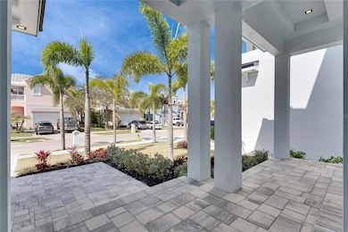 6538 Simone Shores Cir, Apollo Beach, FL 33572 - photo 7