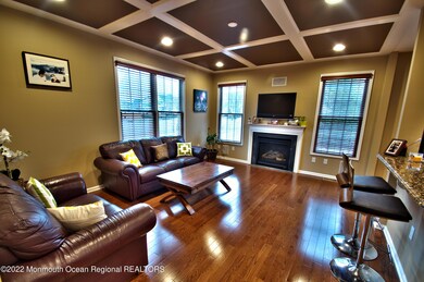 24-hummingbird-dr-05