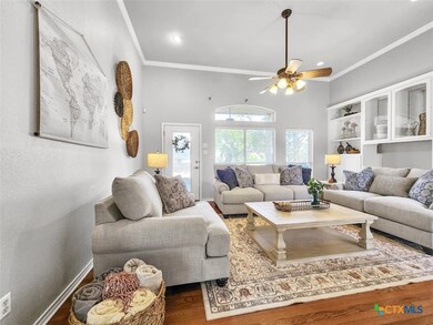 676 Olde Oaks Dr, Temple, TX 76502 - photo 5