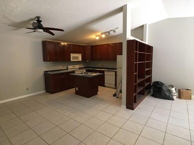 4278 Woodstock Dr unit C, West Palm Beach, FL 33409 - photo 2