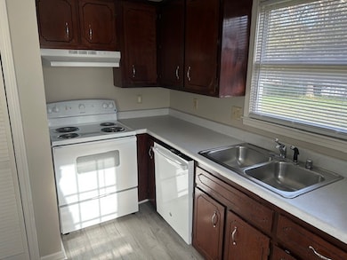 306 Alan Ct, Oak Grove, KY 42262 - photo 6